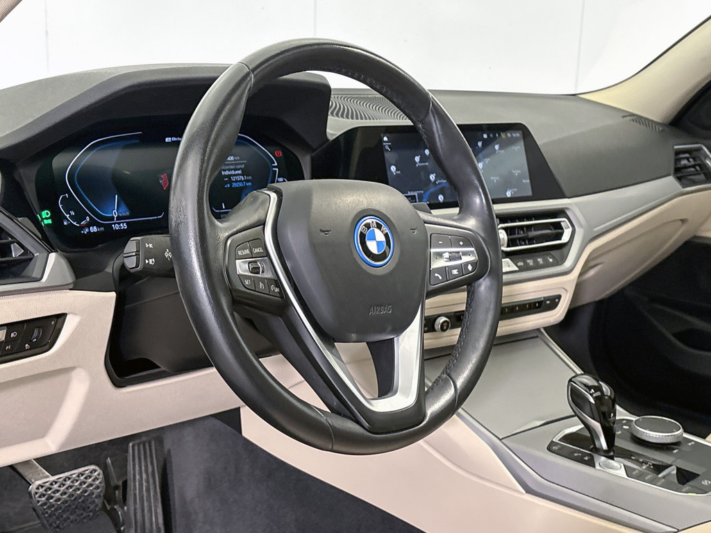 54854114-9.jpg